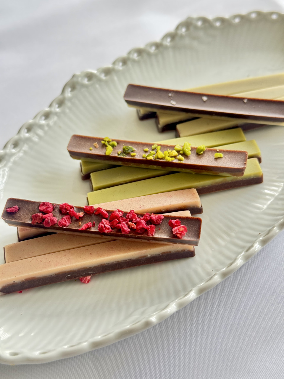 オーガニック率99.8%の白砂糖不使用・リッチなローチョコレ...