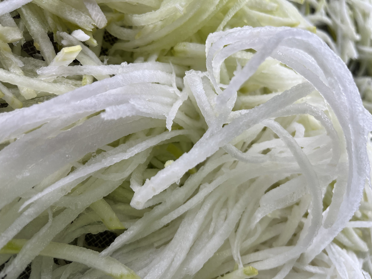 【自然栽培】臭みゼロで驚きの甘さ。完全天日干しの切り干し大根...