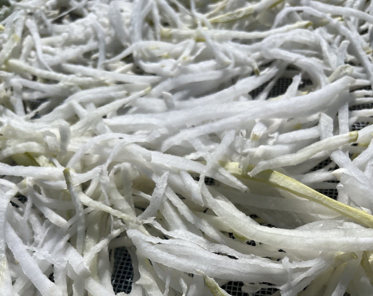 【自然栽培】臭みゼロで驚きの甘さ。完全天日干しの切り干し大根...